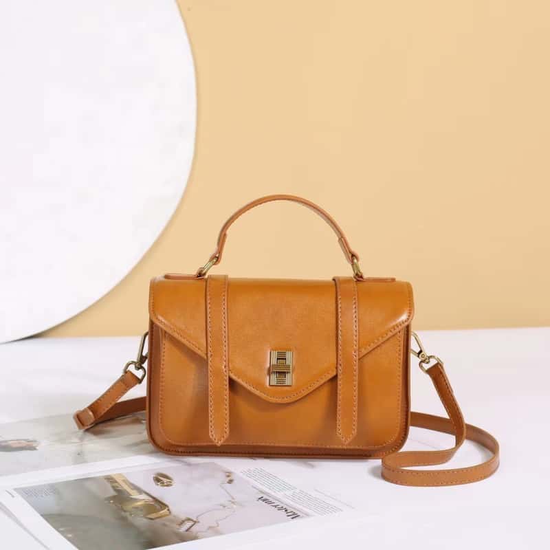 2025 New Plant-Tanned Women's Multi-Function Shoulder Messenger Bag